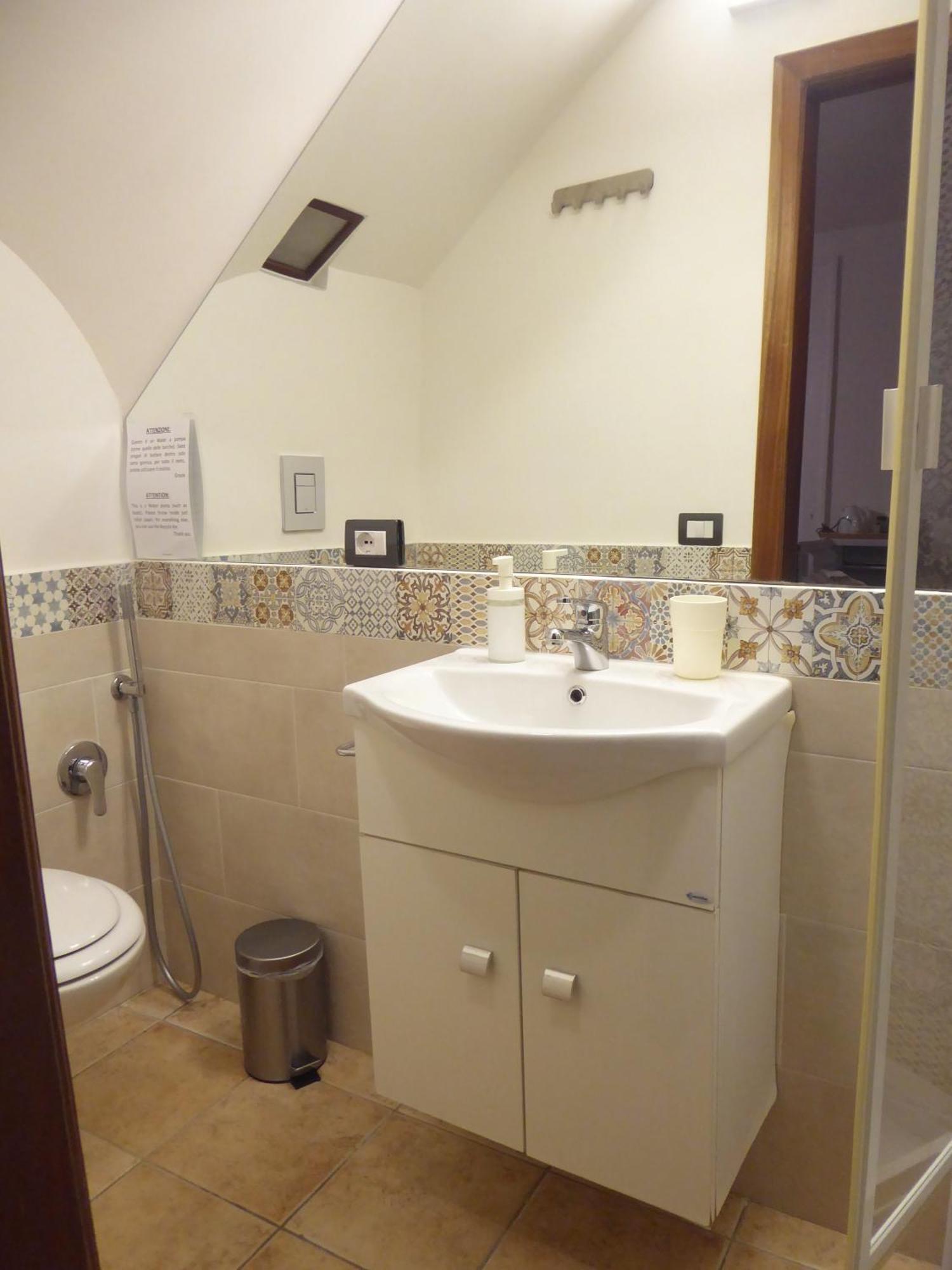 Casa Cesira Incentro Hotel Napoli Bagian luar foto