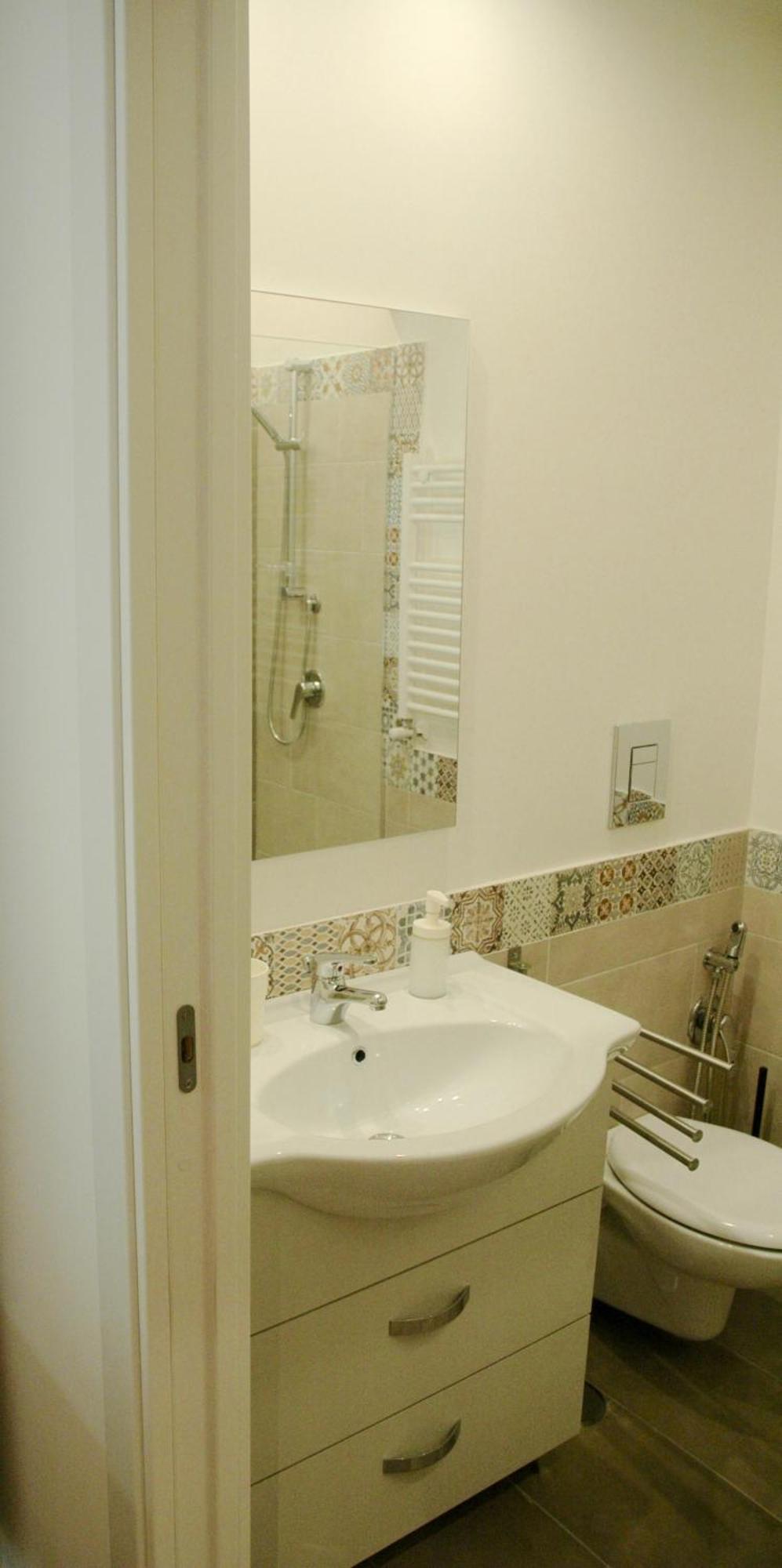 Casa Cesira Incentro Hotel Napoli Bagian luar foto