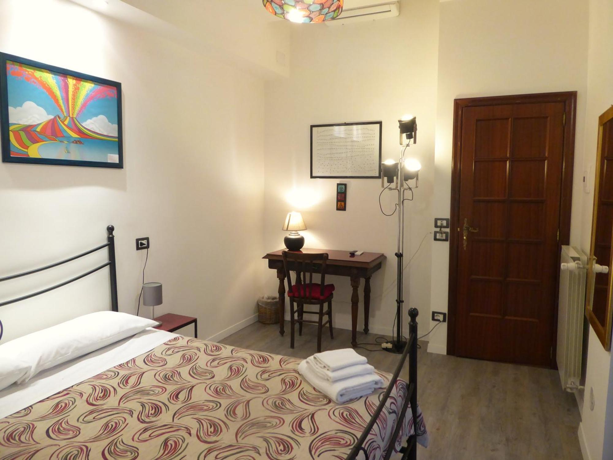 Casa Cesira Incentro Hotel Napoli Ruang foto