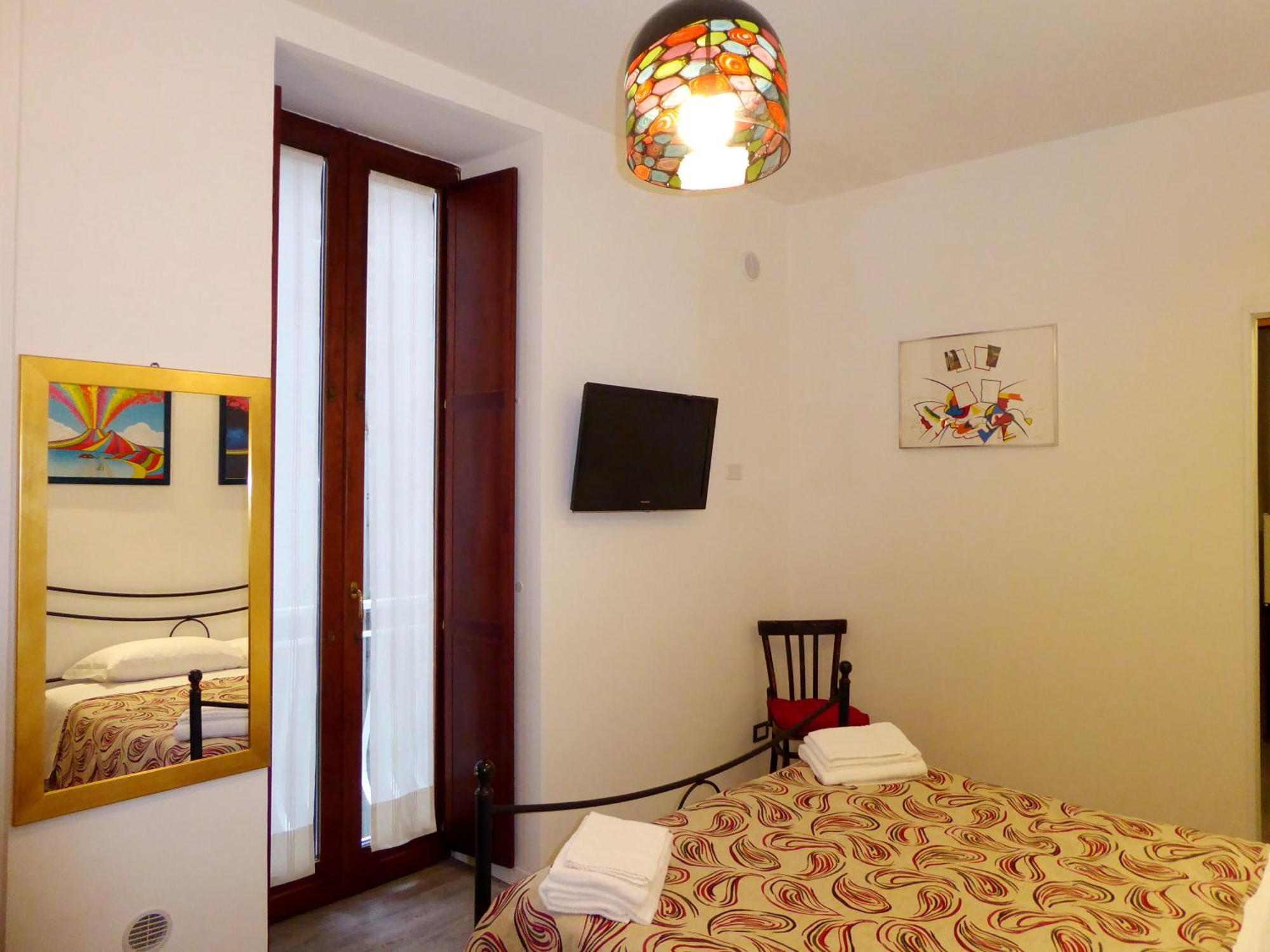 Casa Cesira Incentro Hotel Napoli Bagian luar foto